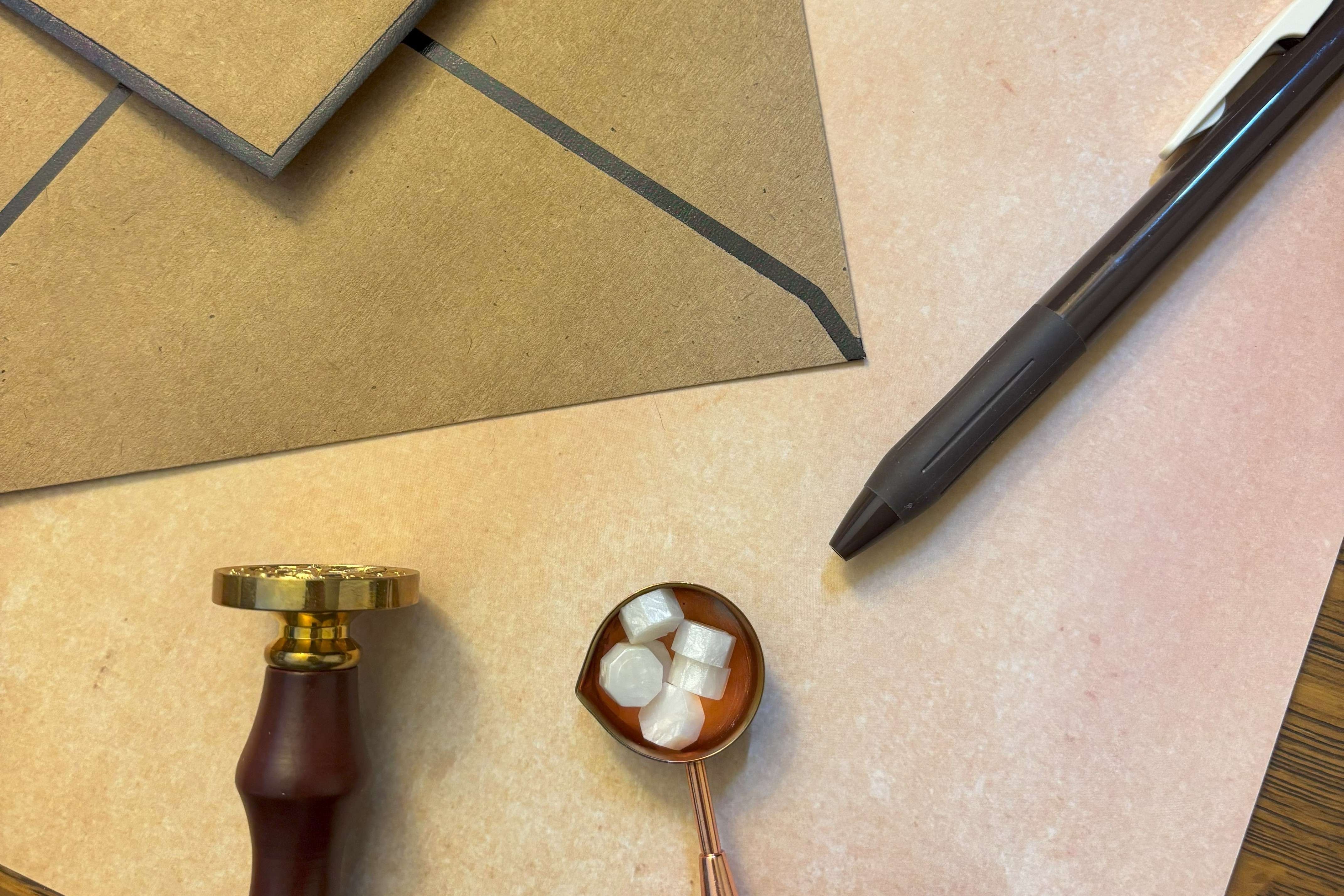 Pen pal kit