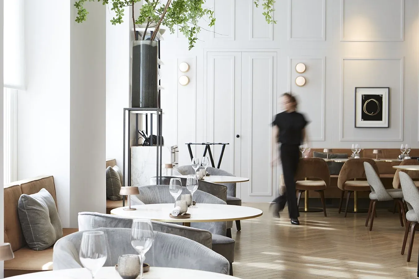 LOF dining room