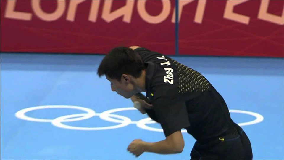 Asset photograph: subtle wrist differences in pendulum serving