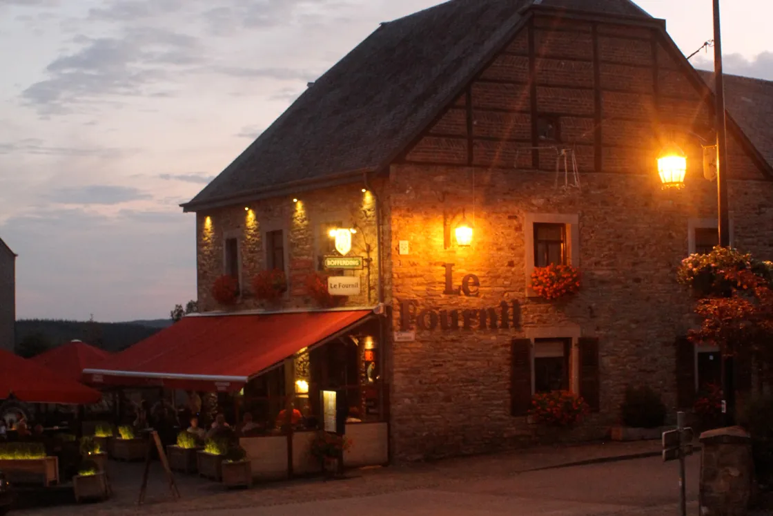 Le Fournil — boutique rooms in the book village of Redu