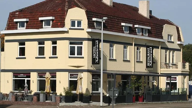 Hotel Admiraal exterior — three-storey family hotel facing Staatsbaan / N78