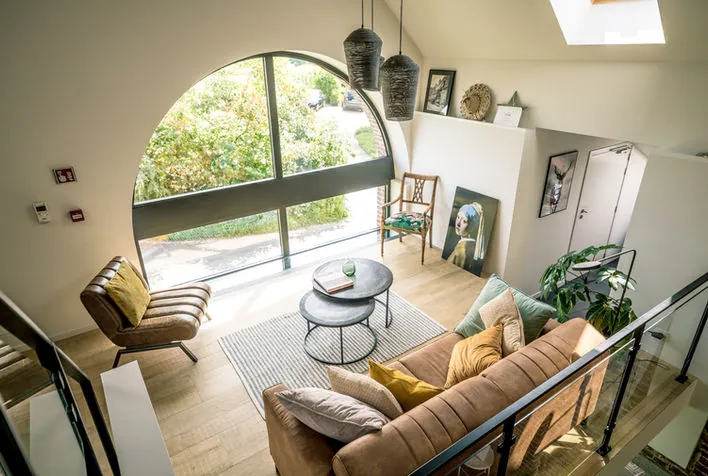 B&B De Woestijn, Roosdaal — renovated farmhouse with heated pool