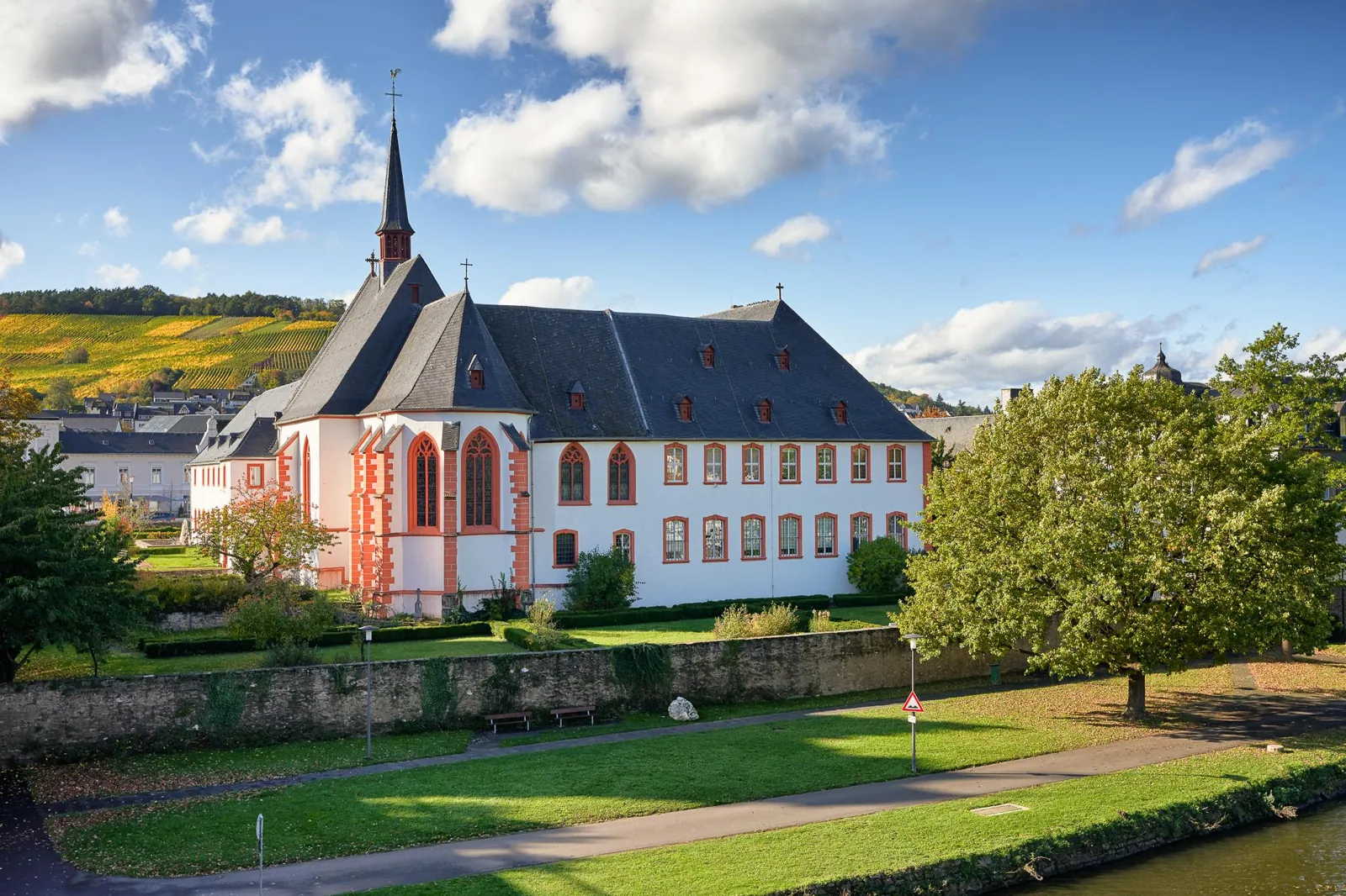 St-Nikolaus-Hospital (Cusanusstift) medieval library and cloister, Bernkastel-Kues.