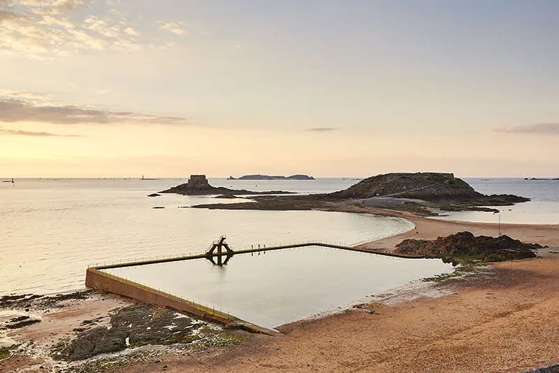 Tidal seawater pool at Plage de Bon-Secours