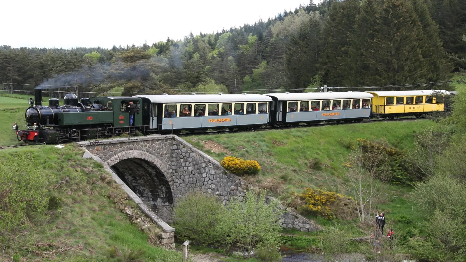 Velay Express train à vapeur