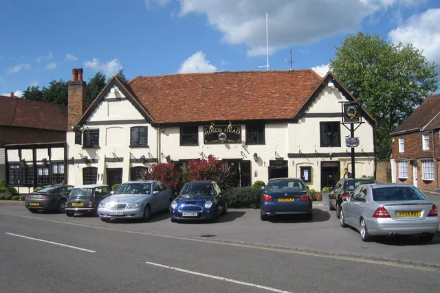 Hind's Head pub on High Street, Bray