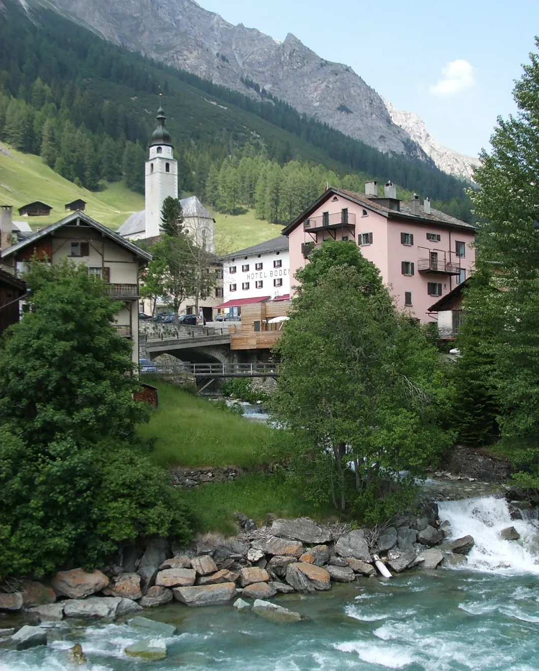 Splügen village