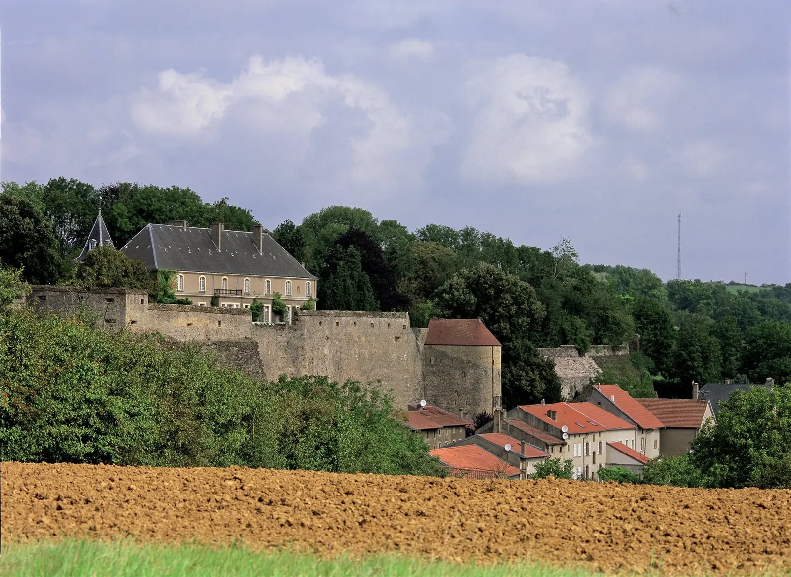 Rodemack ramparts