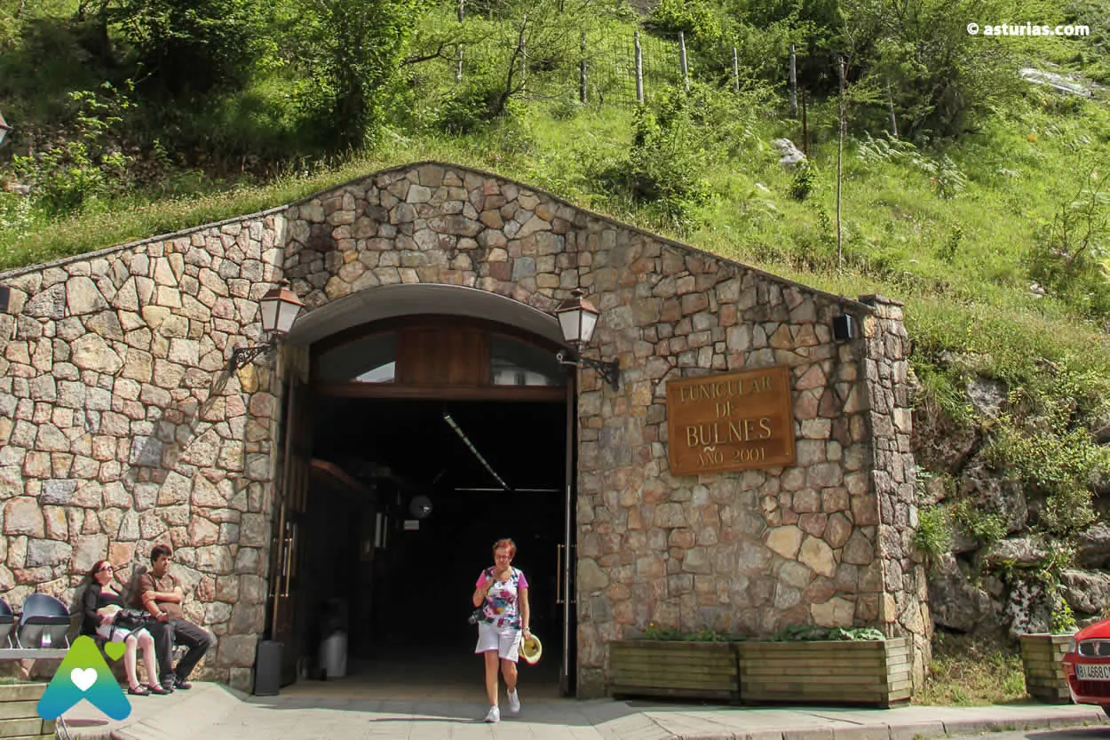Bulnes funicular and Picos de Europa