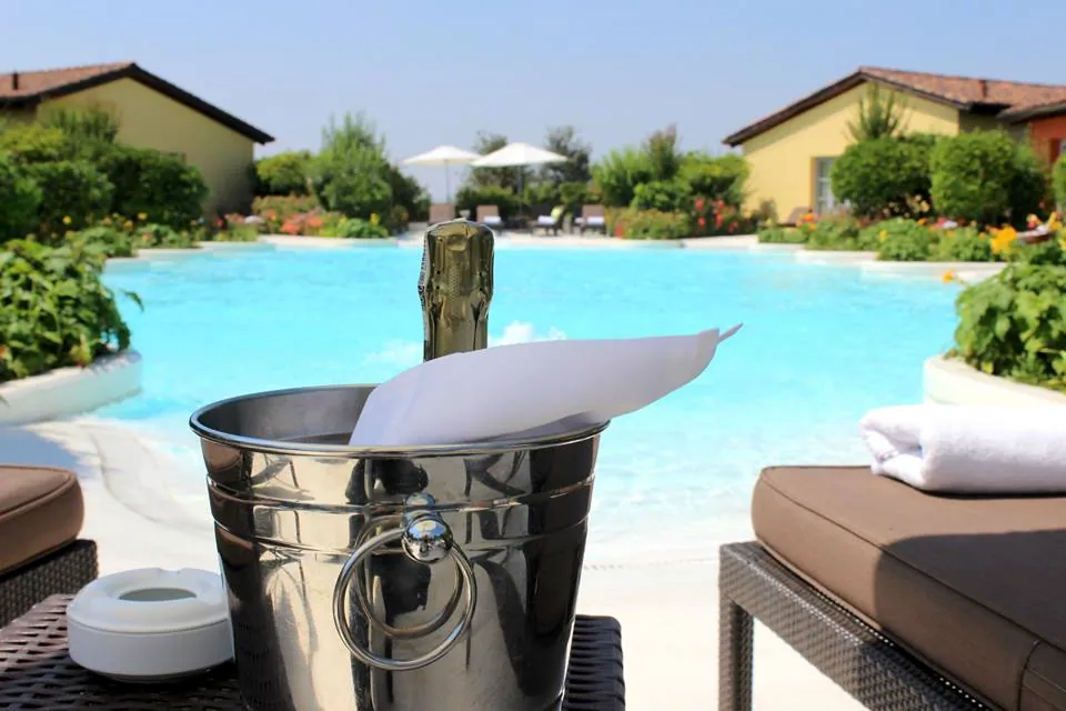 Joia Hotel & Luxury Apartments, Brusaporto