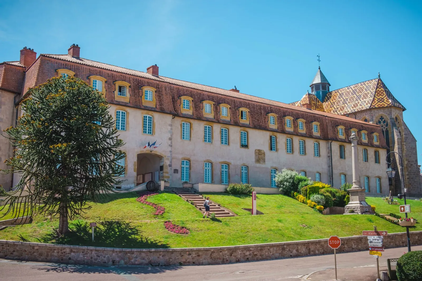 Prieuré d'Ambierle