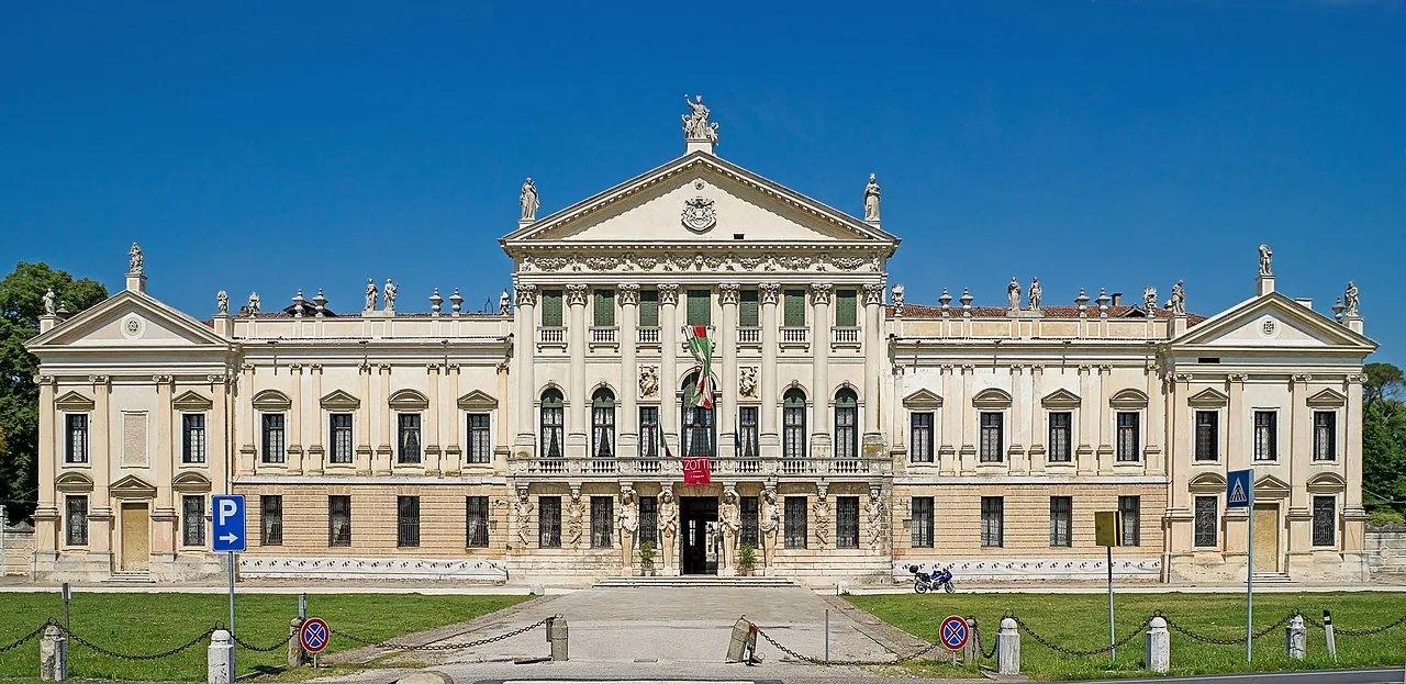 Villa Pisani in Stra, façade