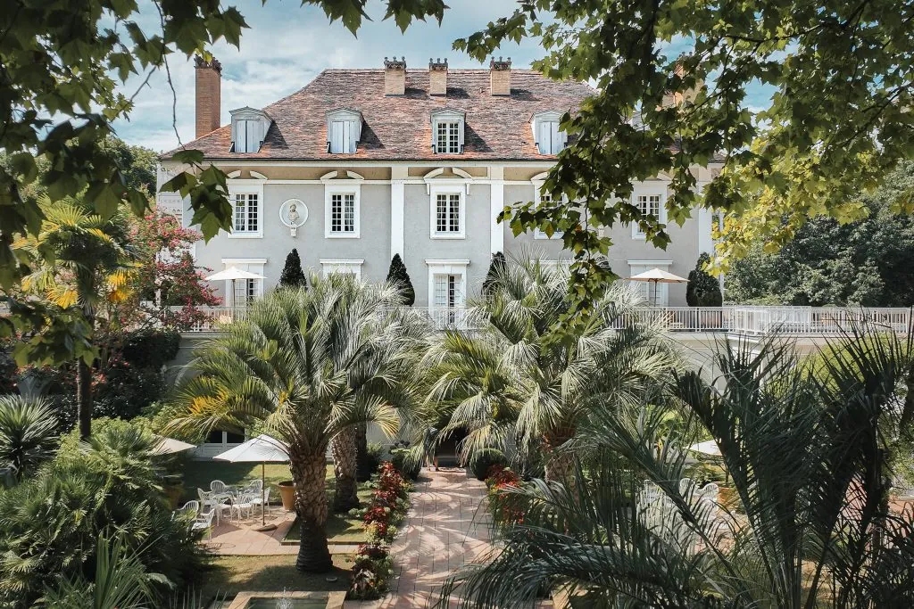 Les Prés d'Eugénie estate