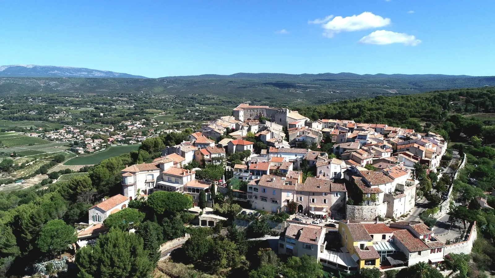 Le Castellet perched village