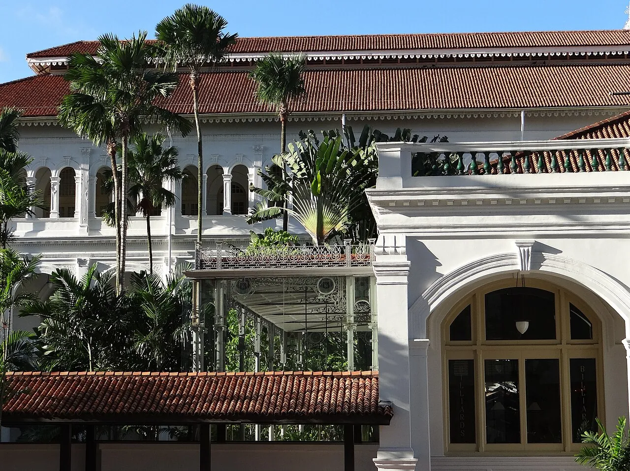 The white colonial facade of Raffles Hotel