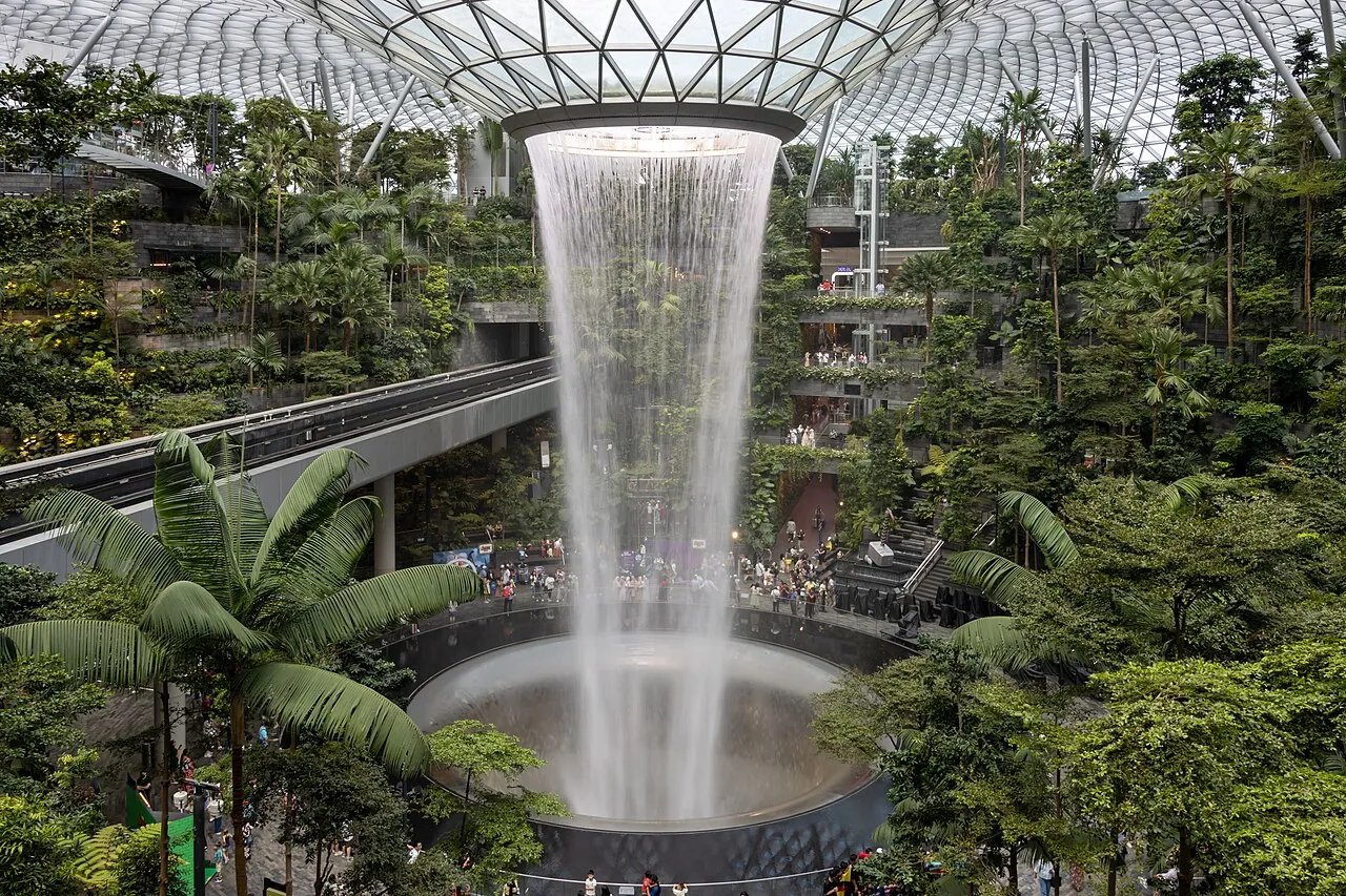 The HSBC Rain Vortex waterfall at Jewel Changi Airport