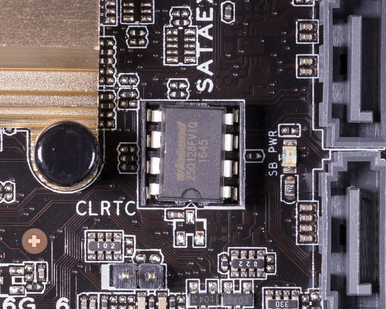 A socketed DIP chip seated on a circuit board
