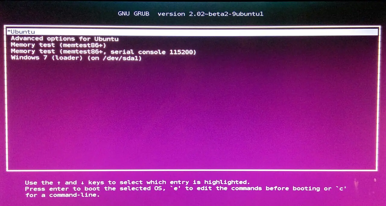 A GRUB boot menu offering both Ubuntu and Windows