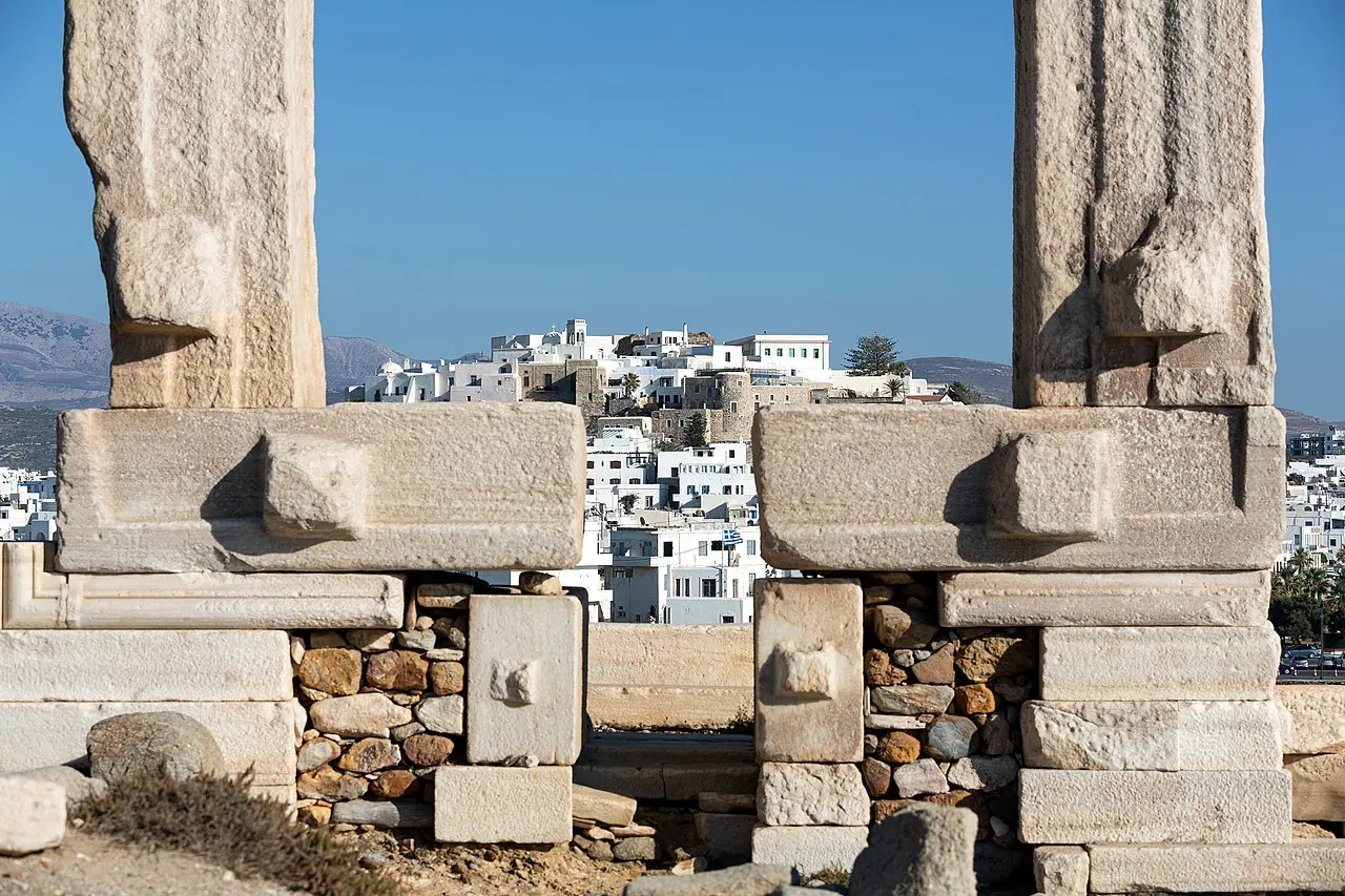 The Portara marble doorway on Naxos at dusk