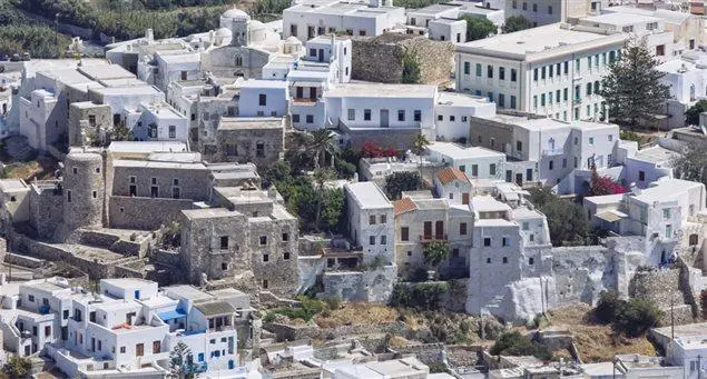 Lanes and marble doorways inside the Kastro quarter of Naxos Chora
